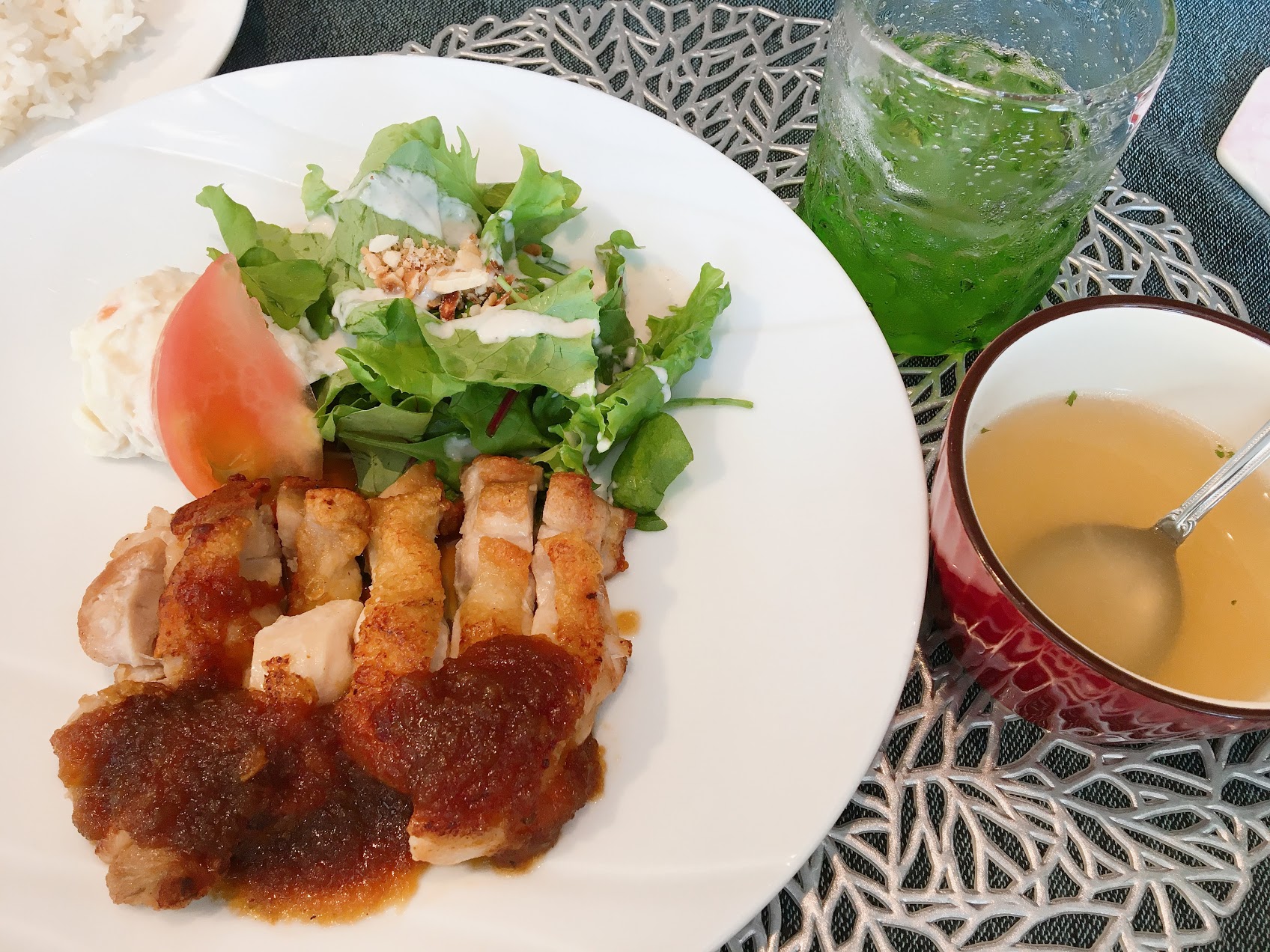 ホテル385のランチ