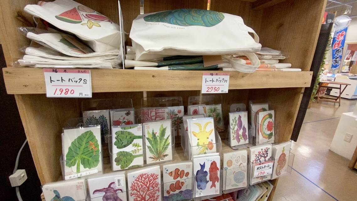 手ぬぐいやトートバッグなど宮古島の雑貨