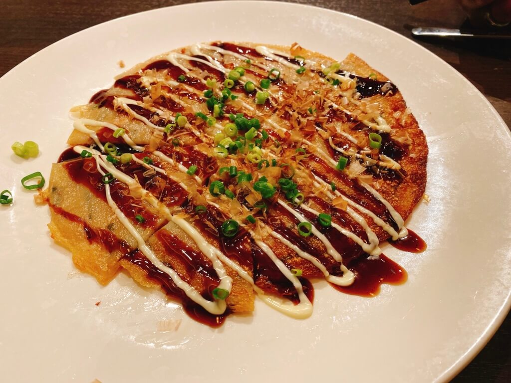 沖縄の郷土料理ヒラヤーチー